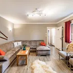 Alpine Chalet Near Zell Am See For 12