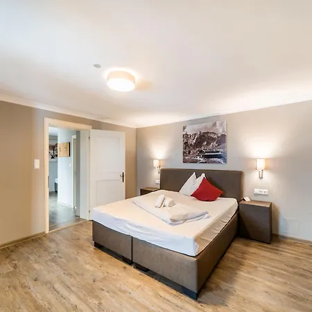 Chalet Alpine Near Zell Am For 12