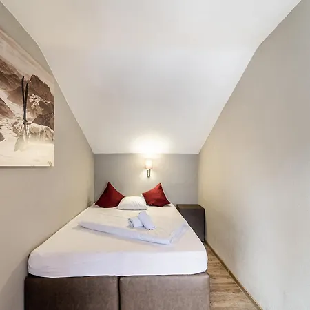 Alpine Near Zell Am For 12 Chalet *